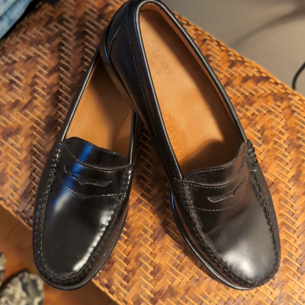 Black Weejuns Loafers